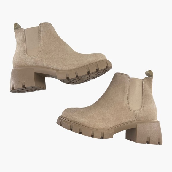 Steven Madden Howler Chunky Ankle Boots - Picture 1 of 8